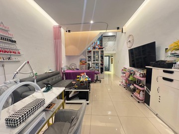 小港【二苓商圈】其美街翻新美宅｜高雄市小港區其美街