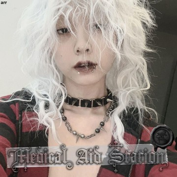 台出脖圈💕原宿風暗黑朋克鉚釘鏤空項圈choker pu仿皮黑白犬系亞文化項鏈