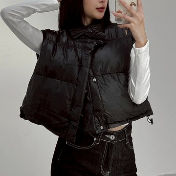 【Aa.chic】質感霧黑兩穿短版外套(單一色).質感/上身/短版/外套/兩穿/澎澎感/防風【C302592】