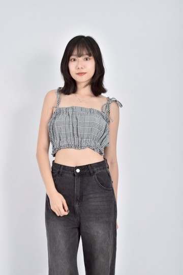 加購優惠(S) 質感平口細肩帶黑色上衣