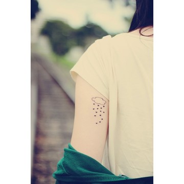 「愛心雨」超美 紋身貼紙 微刺青 輕紋身 紋身貼下雨天 爆款 可愛 小清新 抖音同款 超美 性感 網紅 小紅書同款