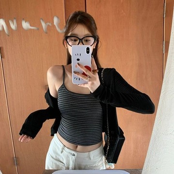 【 𝑭𝒍𝒐𝒘𝒆𝒓𝒔𝒆𝒂】韓女daily~新款吊帶背心短開衫兩件套 美式辣妹 修身 長袖外套 小外套