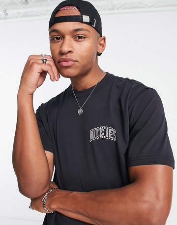Dickies aitkin left chest logo t-shirt in black