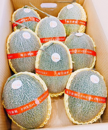 【帕查嬤嬤】????卡蜜拉 極光 紅肉 哈密瓜 大顆｜台灣卡蜜拉哈密瓜   1顆 / 1600g+-10%