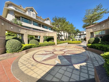 遠雄澄湖Villa｜澄清湖富人區｜全新庭院車墅｜高雄市鳥松區濱湖路