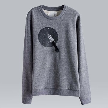 【摩達客】韓國進口設計品牌DBSW火箭上太空圓領長袖T恤