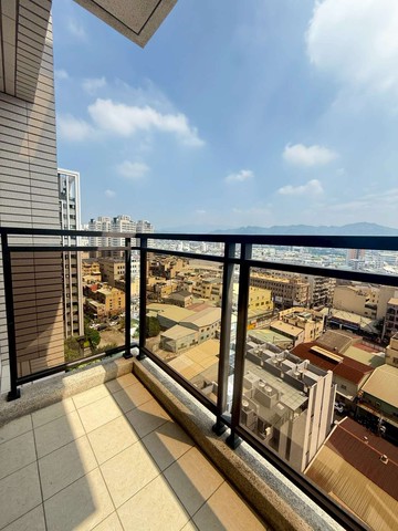 專任!櫻花建設後棟高樓無限視野精裝三房平車｜台中市太平區環中東路四段