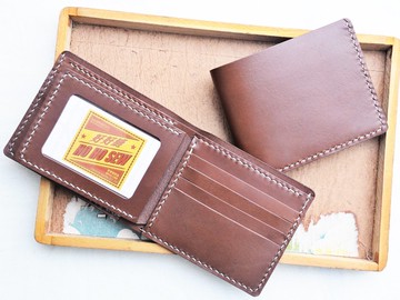 8咭位相片短夾**兩入組好好縫 皮革材料包 免費刻字 手造的聖誕禮物 手工包 情侶銀包 皮夾 短銀包 短財 簡約實用 意大利皮 植鞣革 皮革DIY 伴侶 纖薄