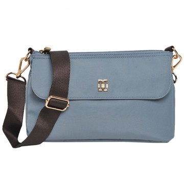 DAKS 經典字母LOGO格紋肩背包/斜背包/短夾