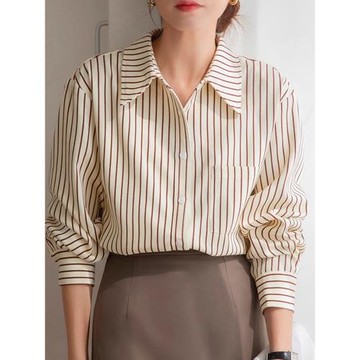 拉夏貝爾卡其色長袖條紋襯衫女春季2026新款通勤職業正裝上衣外套
