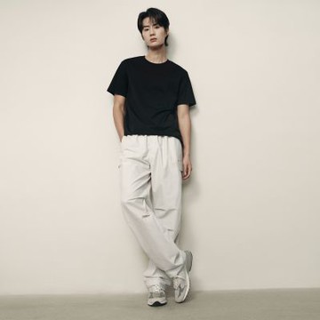 GIORDANO 韓國同款 男裝工裝口袋可束腳鬆緊腰休閒長褲【雙色任選】