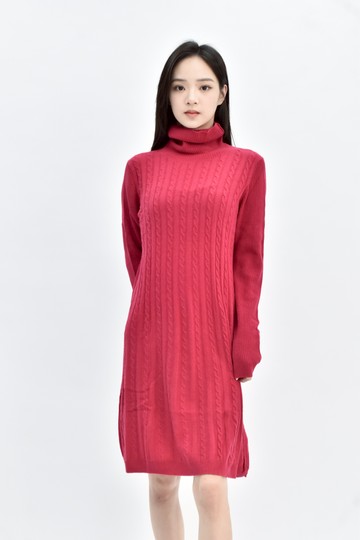 (M) uniqlo 粉色羊毛高領長袖洋裝