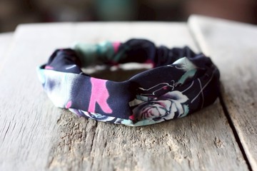 白玫瑰也很美髮帶