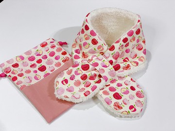 毛茸茸兒童圍巾 小蘋果 秋冬保暖  聖誕禮物首選 限量商品