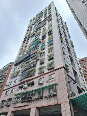 (狂降百萬)前後陽台三面採光.雙衛浴開窗+車位｜新北市土城區金城路三段