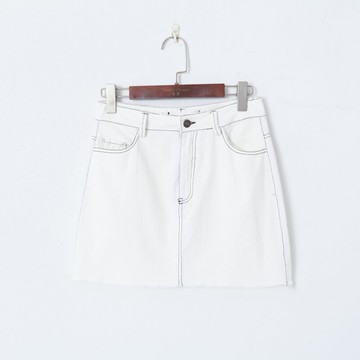 春季女裝法式復古撞色絎線包臀A字裙高腰修身毛邊牛仔半身裙