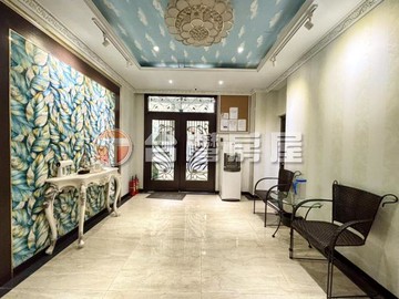 水湳經貿14期旁｜輕屋齡邊間電梯滿租透天13房｜台中市北屯區雷中街