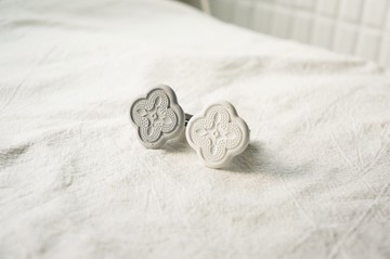 海棠花水泥車用擴香石-磁吸式 | 質感與生活的MIT