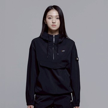 女裝 CYGNUS 平織帽T - 炭黑色