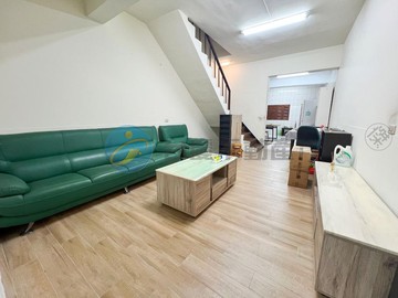 技擊館武廟大順建國商圈翻修車庫透天｜高雄市苓雅區建國一路