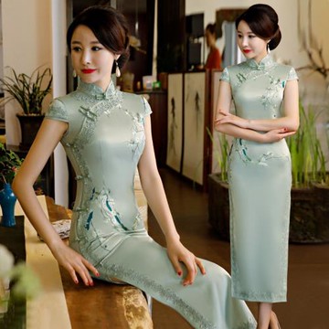 真絲刺繡旗袍中長款連衣裙春夏季2026年新款女時尚少女禮服中國風