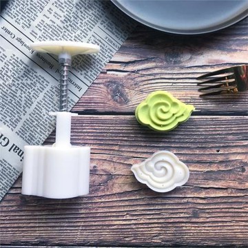 手壓式30-50克創意網紅 祥云 朵糕點綠豆冰糕 不粘桃山皮月餅模具