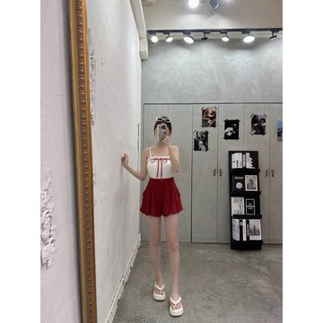 (現貨)💕甜系女孩必收 點點蝴蝶結背心+短褲裙套 兩件套 罩杯可拆 托胸帶固定 顯瘦版型 女生套裝 約會穿搭