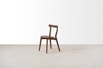 燕椅 Hirundo Chair / 胡桃