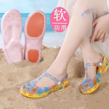 2026新款夏季外穿防滑洞洞鞋女款透氣厚底海邊沙灘鞋果凍包頭涼拖