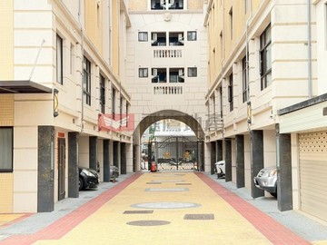 「愛丁堡」採光雙車電梯美墅｜苗栗縣頭份市信東路二段