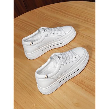 真皮厚底小白鞋子女ins潮2025春秋新款單鞋運動休閑百搭松糕板鞋