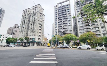 逢甲十二期雙核心店面有平車｜台中市西屯區青海路二段