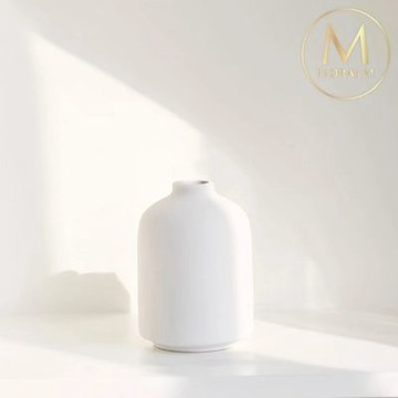 【Floral M】法式陶瓷艾芙琳小花瓶(花瓶/插花/玻璃瓶/花器/花盆/陶瓷花瓶/桌面擺飾/居家裝飾)