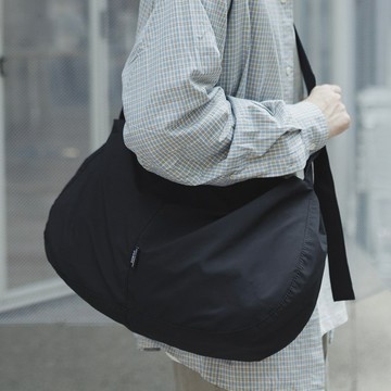 sobag日系大容量防潑水單肩斜挎尼龍布包男慵懶通勤純色街潮布包