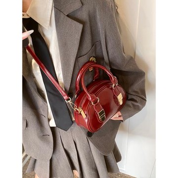 包包女小眾夏天單肩紅色斜挎包