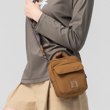 moz瑞典 駝鹿 防潑水 雲朵 吐司包(太妃糖)