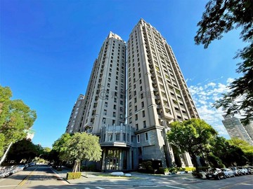 四品牌獨賣國泰美術觀道四套房精裝潢無限視野戶｜台中市西區五權六街