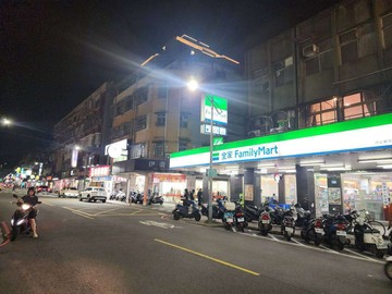 汐止車站【忠孝東路燙金店面】稀有釋出~洽旭微｜新北市汐止區忠孝東路