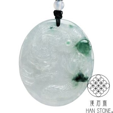【漢石齋】天然翡翠A貨 護主龍牌玉佩吊墜 冰種飄花(42*49*6mm)