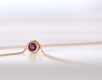 [一月生日石] 紅榴石石榴石包邊項鍊