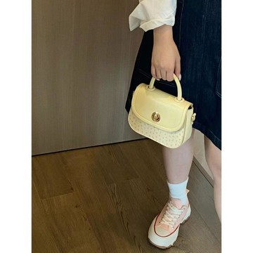 女包 斜挎包 手提包 輕奢小衆包包女 新款百搭斜挎包小清新碎花格子手提馬鞍包2024新款森系小衆輕便百搭斜挎包高顏值