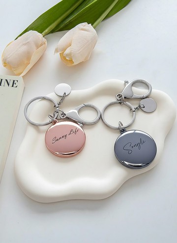 【客製化禮物】造型悠遊卡吊飾禮盒|可客製化鐫刻|正版授權非改造