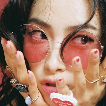 STEPHANE + CHRISTIAN 韓國輕奢墨鏡 韓星Victoria配戴 粉色前衛潮流圓框款