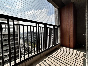 全誠繽麗4房平車~雙衛開窗臨路邊間高樓超稀有釋出｜高雄市仁武區京吉六路