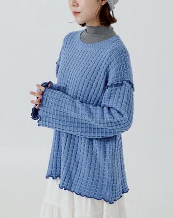 格紋配色木耳邊針織上衣-灰藍