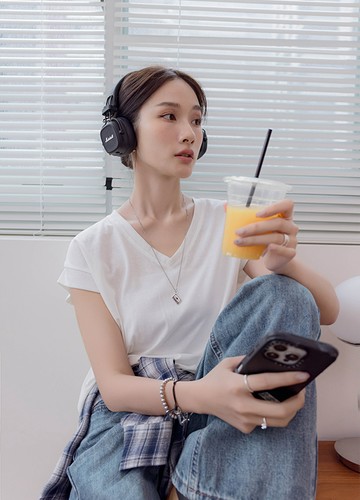 無印風V領棉質上衣