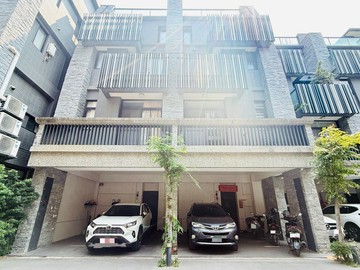 北屯區最便宜輕屋齡精裝雙車電梯別墅｜台中市北屯區長生巷