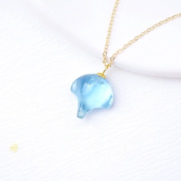 沁藍冰透藍 魔鬼小魟魚 天然海藍寶鎖骨鍊 14K