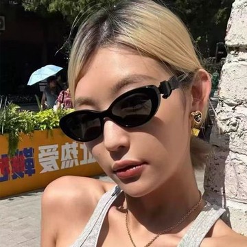 明星同款復古貓眼蝴蝶結墨鏡女高級感小香風個性時髦偏光太陽鏡潮