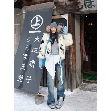 Mooreyu厚底雪地靴女銀色2026秋冬新款中筒棉鞋加絨加厚保暖短靴